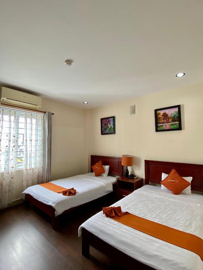 Golden Star Hotel Hue Exterior photo